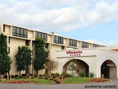 Ramada Plaza Hotel Columbus Exterior photo